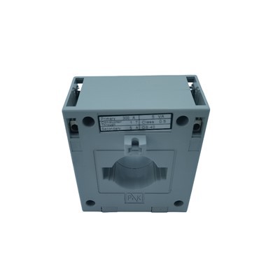 0. 5 Muovikotelon virran muuntaja